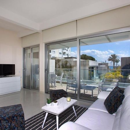 Opera Exclusive Apts By Trulycyprus Lemesos Exteriér fotografie